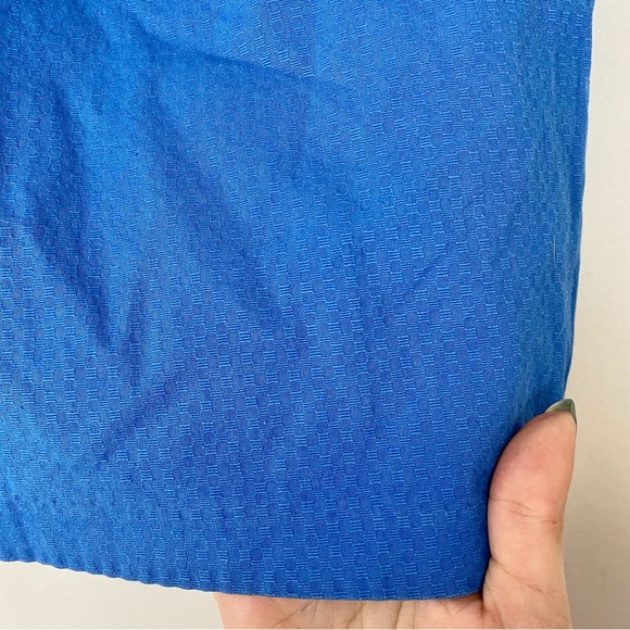 5/$25 Silence + Noise (Urban Outfitters) Textured Blue Mini Skirt Size 4 - Picture 3 of 9